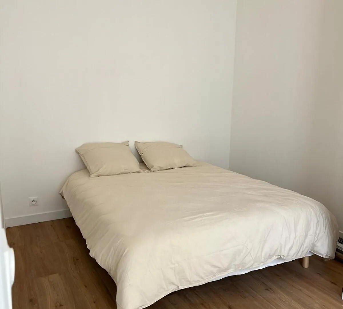 Beautiful Cozy Apartment باريس فرنسا